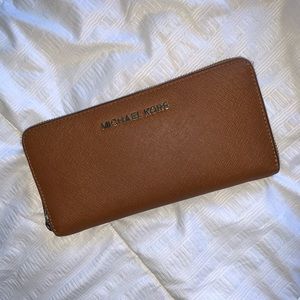 Michael Kors wallet